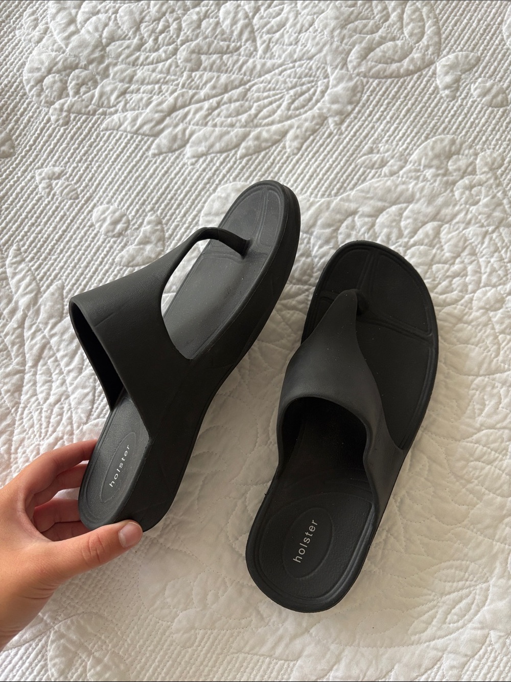 Hollister Black Women's Foam Thong Slide Sandals